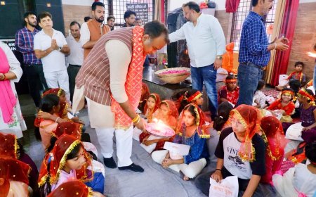 महानगर अध्यक्ष सिद्धार्थ उमेश अग्रवाल ने लिया 11 हजार कन्याओं के पूजन का संकल्प,नवरात्र के प्रथम एवं द्वितीय दिवस पर 2500 कन्याओं का पूजन
