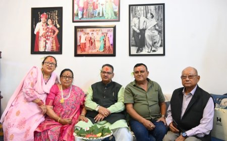 कैबिनेट मंत्री गणेश जोशी ने गोर्खाली समाज के वरिष्ठजनों से लिया आशीर्वाद, दशैं एवं विजयादशमी की दी शुभकामनाएं