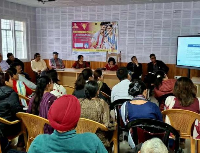 राष्ट्रीय स्वास्थ्य कार्यक्रमों की प्रगति की गहन समीक्षा, चिकित्सा अधिकारियों को दिए गए निर्देश