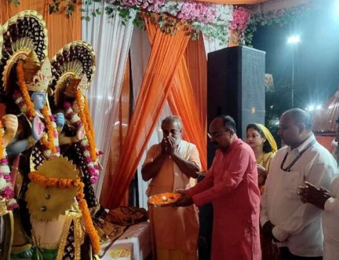 टनकपुर में रामलीला का धूमधाम से आगाज, नारद मोह की लीला ने सबका मन मोह लिया