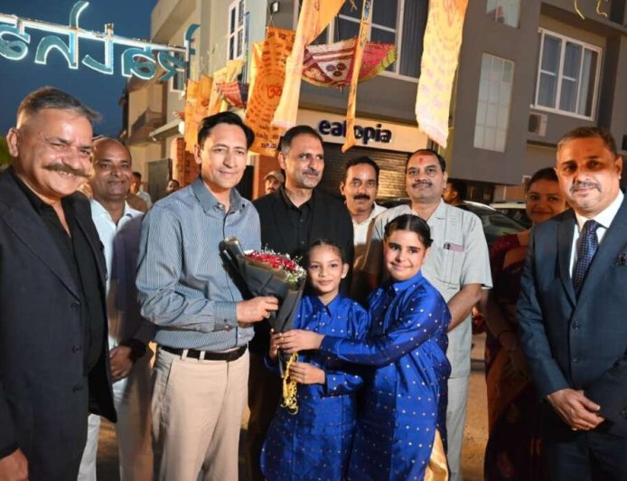 Haldwani News: सफलता के लिए आत्मविश्वास जरूरी, दीपक रावत ने विद्यार्थियों को किया प्रेरित