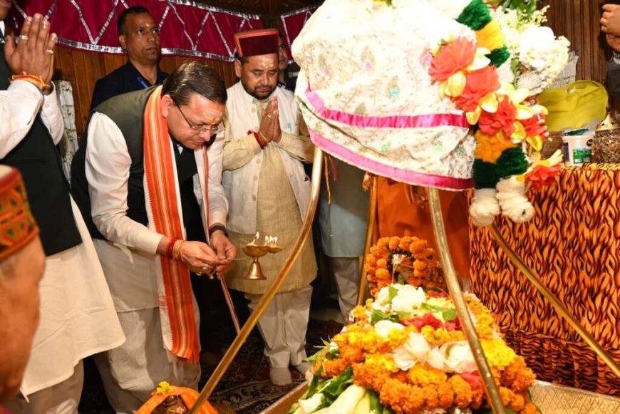 उत्तराखंड: पीएम मोदी के 25 वर्षों के सार्वजनिक जीवन का विशेष उत्सव, सीएम धामी ने काशी विश्वनाथ में की पूजा
