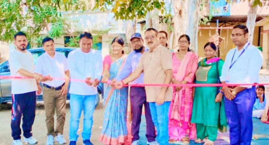 लालकुआं: सांसद प्रतिनिधि लक्ष्मण खाती ने विज्ञान प्रदर्शनी का उद्घाटन किया, छात्राओं की प्रतिभा की प्रशंसा